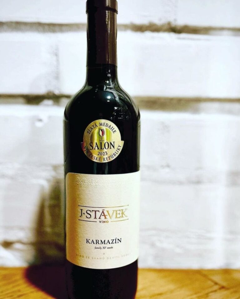 J.Stàvek Karmazin